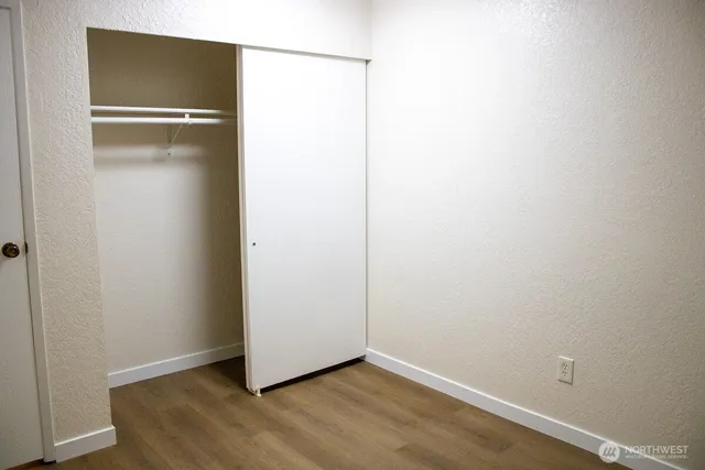 $294,995 | 23411 102nd Avenue Southeast, Unit E107, Kent, WA 98031