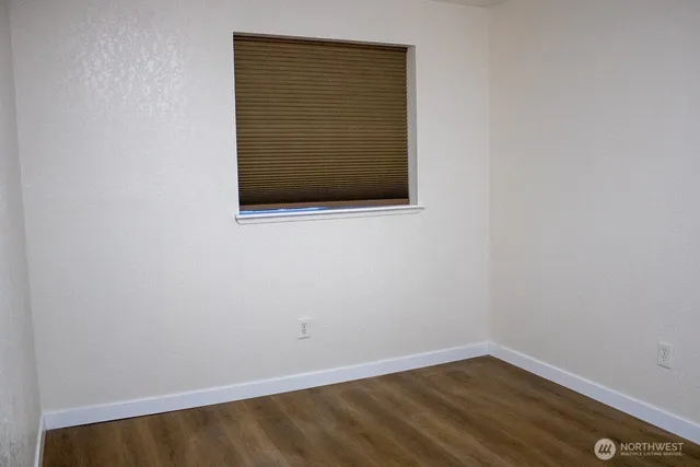 $294,995 | 23411 102nd Avenue Southeast, Unit E107, Kent, WA 98031