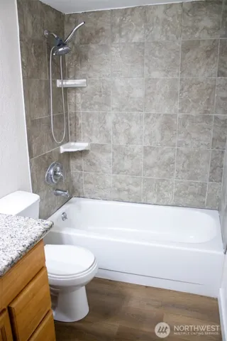 $294,995 | 23411 102nd Avenue Southeast, Unit E107, Kent, WA 98031