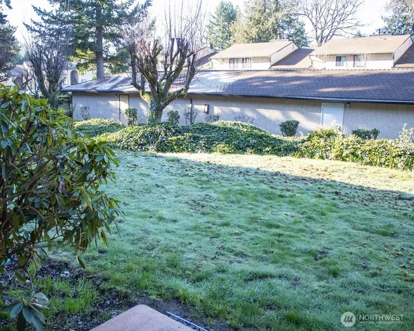 $294,995 | 23411 102nd Avenue Southeast, Unit E107, Kent, WA 98031