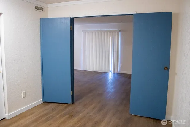 $294,995 | 23411 102nd Avenue Southeast, Unit E107, Kent, WA 98031