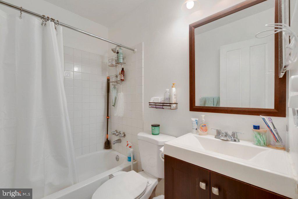 645 North Paca Street Baltimore, MD 21201 - Photo 11 of 36