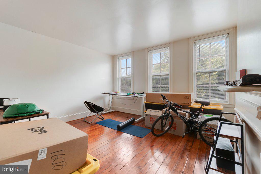 645 North Paca Street Baltimore, MD 21201 - Photo 12 of 36