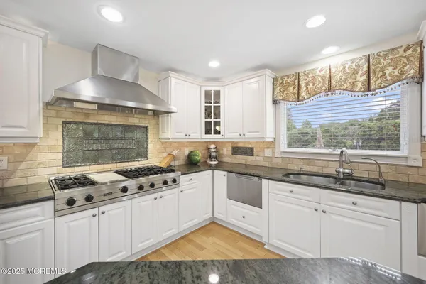 $2,449,000 | 21 Musket Lane, Eatontown, NJ 07724