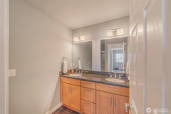 $950,000 | 302 Desert Aire Drive Southwest, Unit A/B, Mattawa, WA 99349