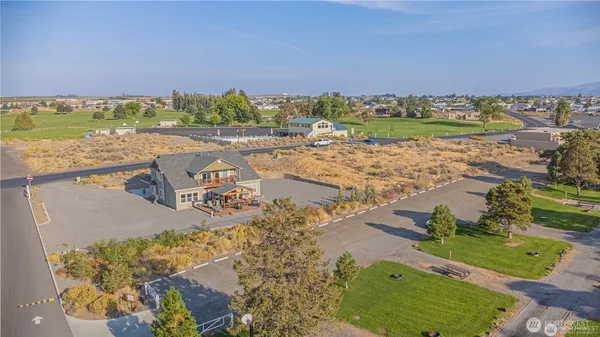 $950,000 | 302 Desert Aire Drive Southwest, Unit A/B, Mattawa, WA 99349