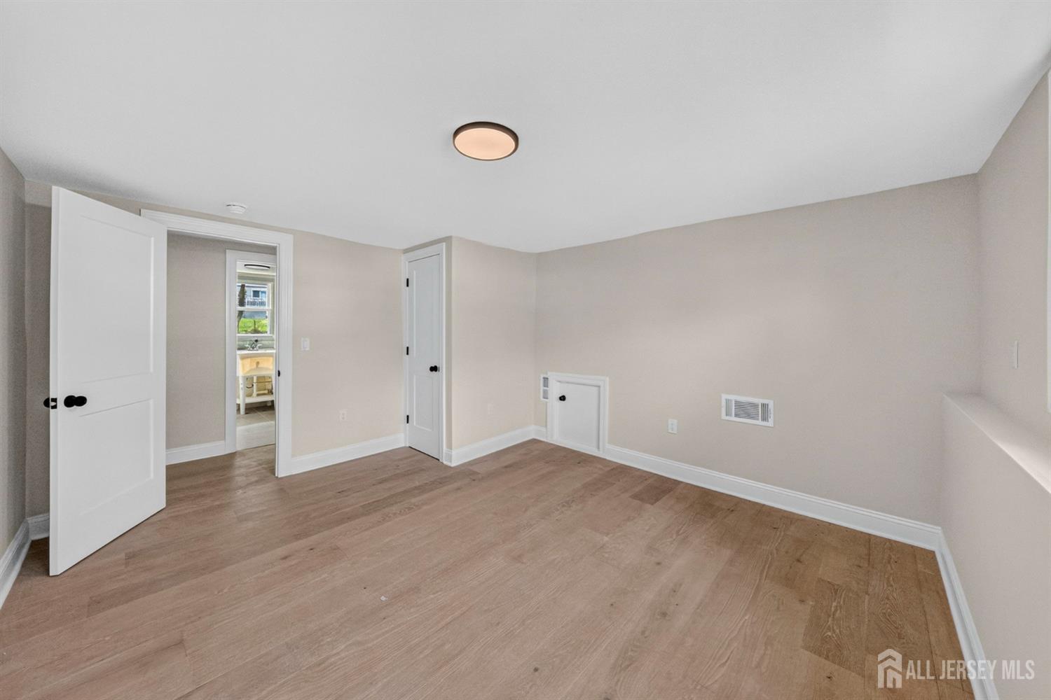 34 Larchmont Road Edison, NJ 08837 - Photo 21 of 38