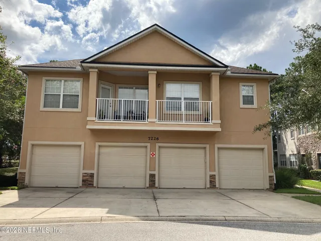 $2,200 | 7226 Deerfoot Circle, Unit 3, Jacksonville, FL 32256
