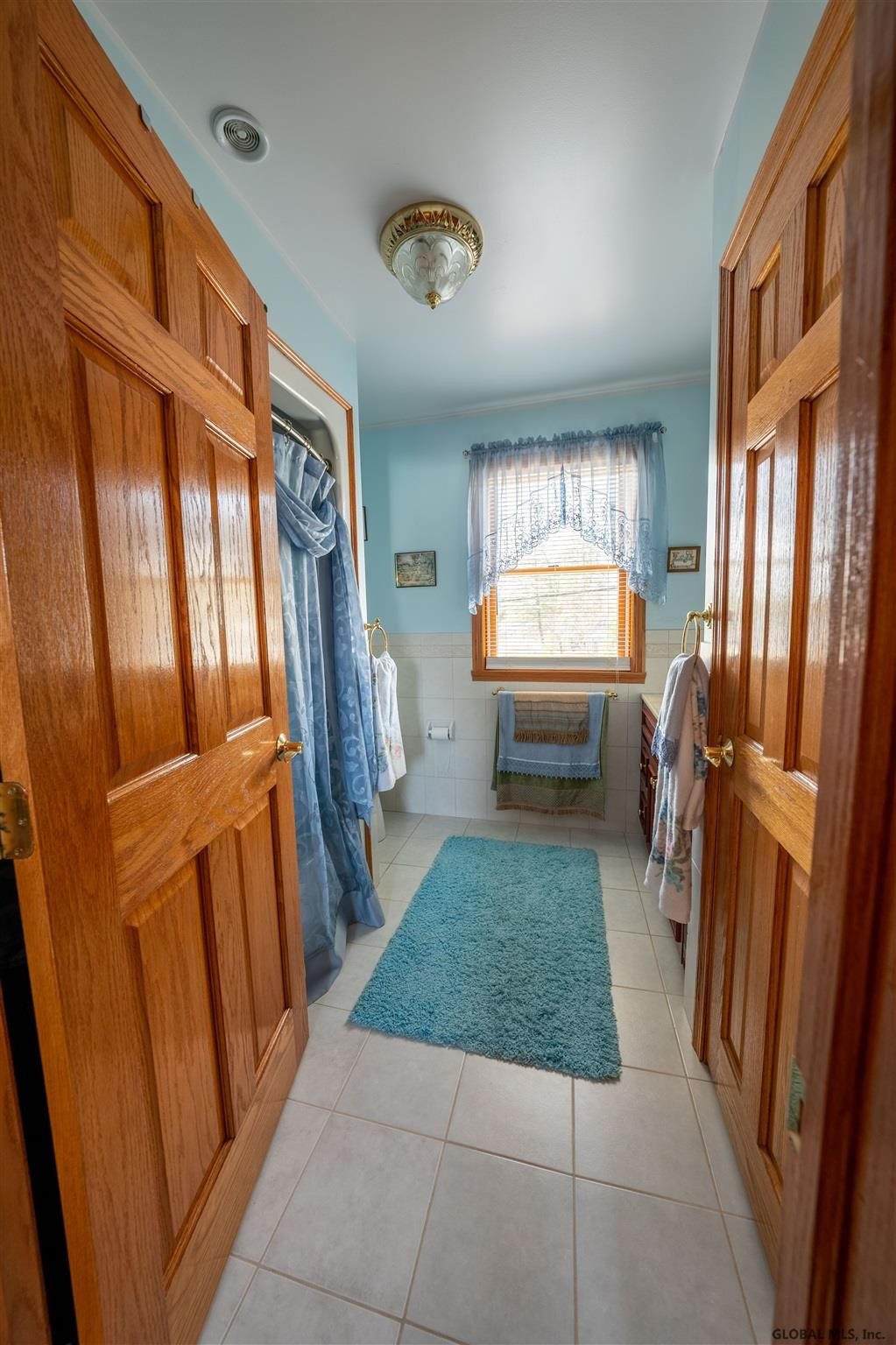 237 Lisha Kill Road Colonie, NY 12309 - Photo 15 of 29 Photo 15