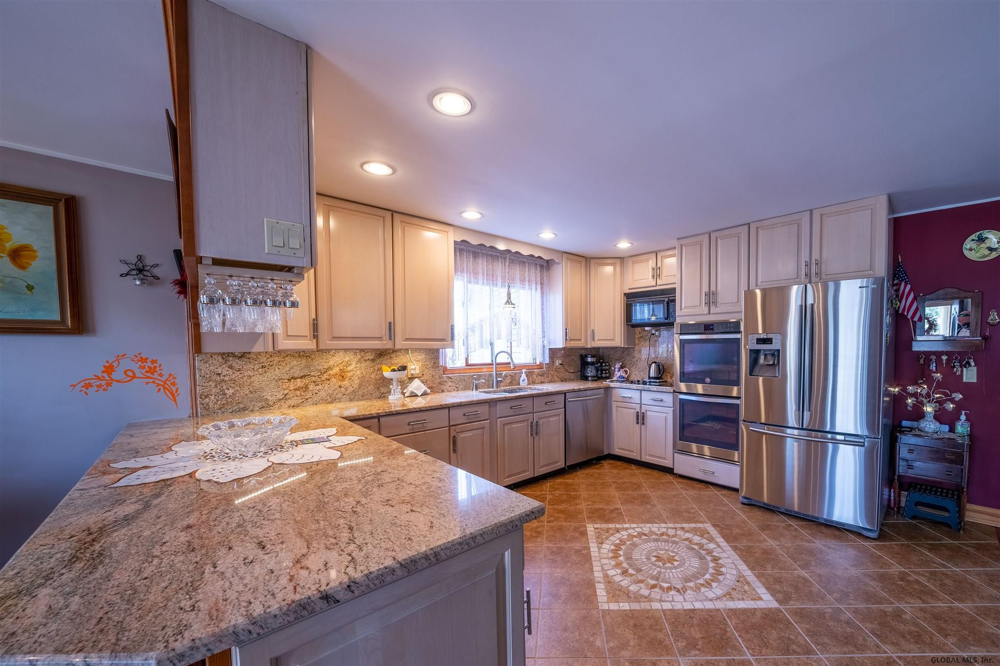 237 Lisha Kill Road Colonie, NY 12309 - Photo 4 of 29 Photo 4
