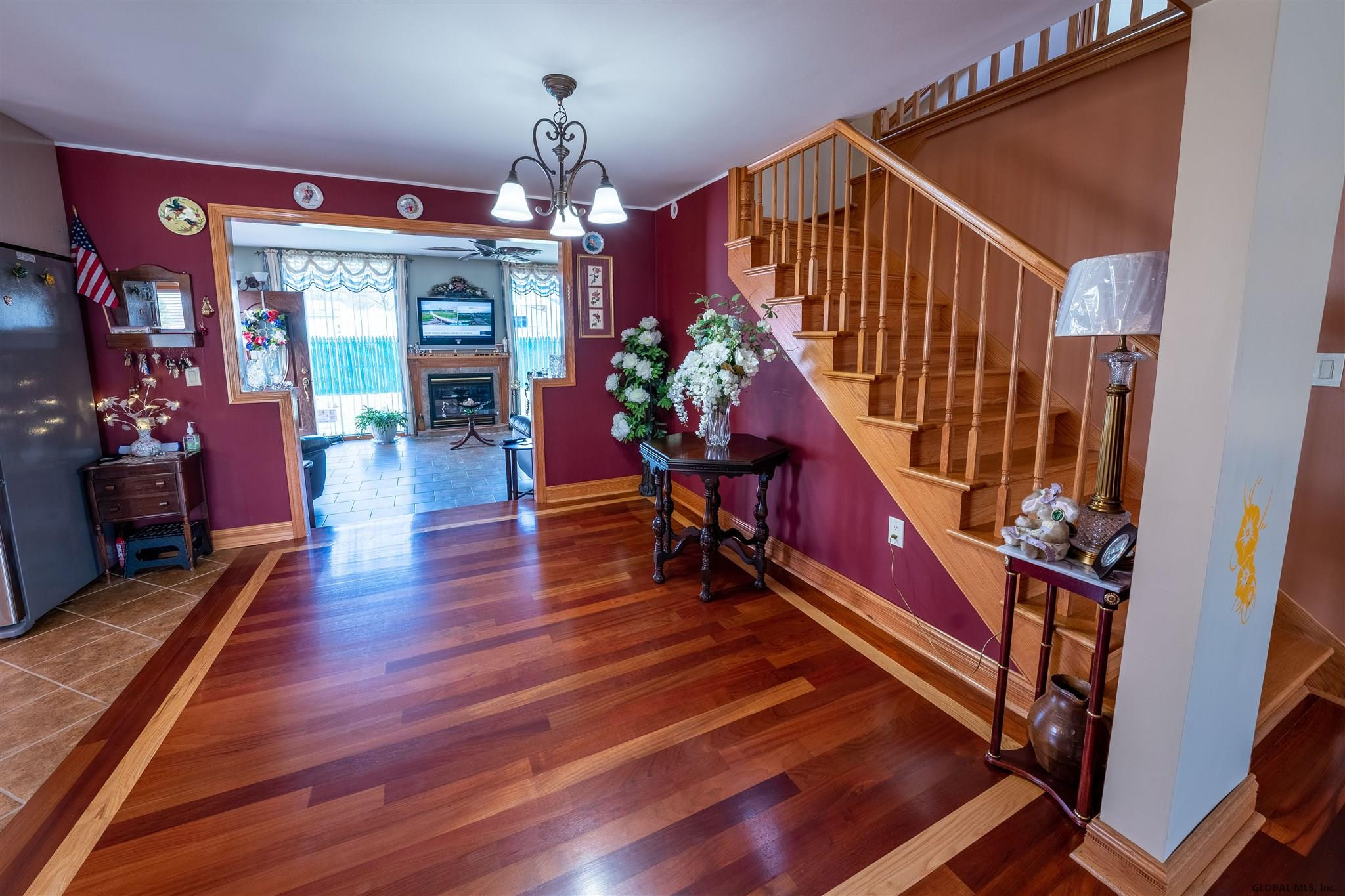 237 Lisha Kill Road Colonie, NY 12309 - Photo 6 of 29 Photo 6