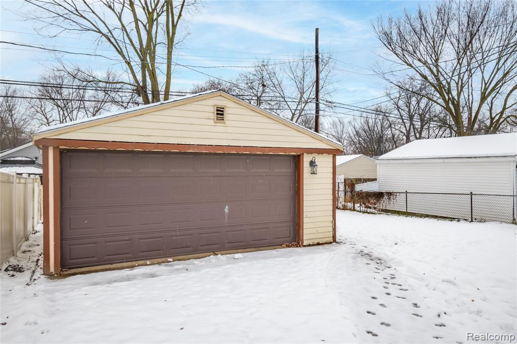 6144 Princess Street Taylor, MI 48180 - Photo 2 of 25