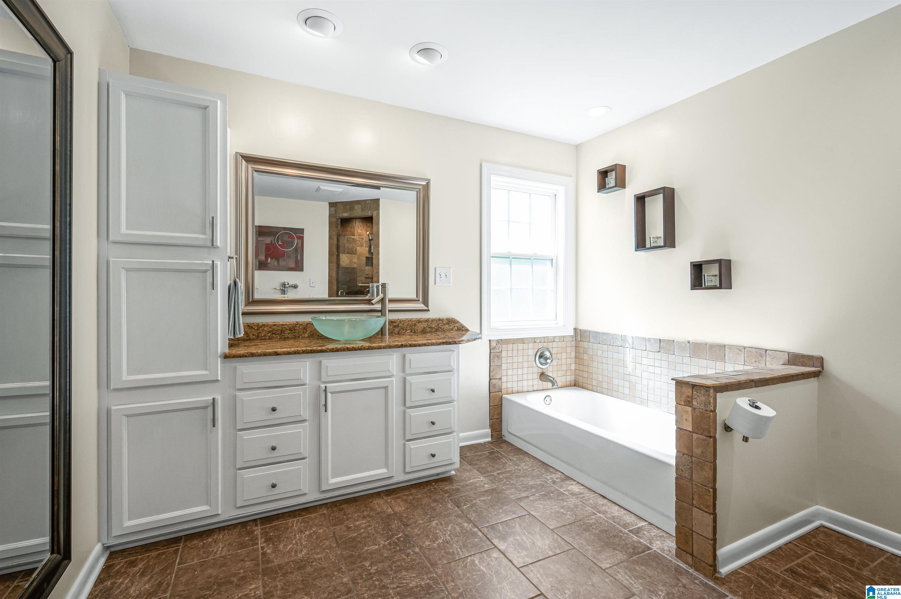 1424 Annie Lee Road Trussville, AL 35173 - Photo 22 of 42