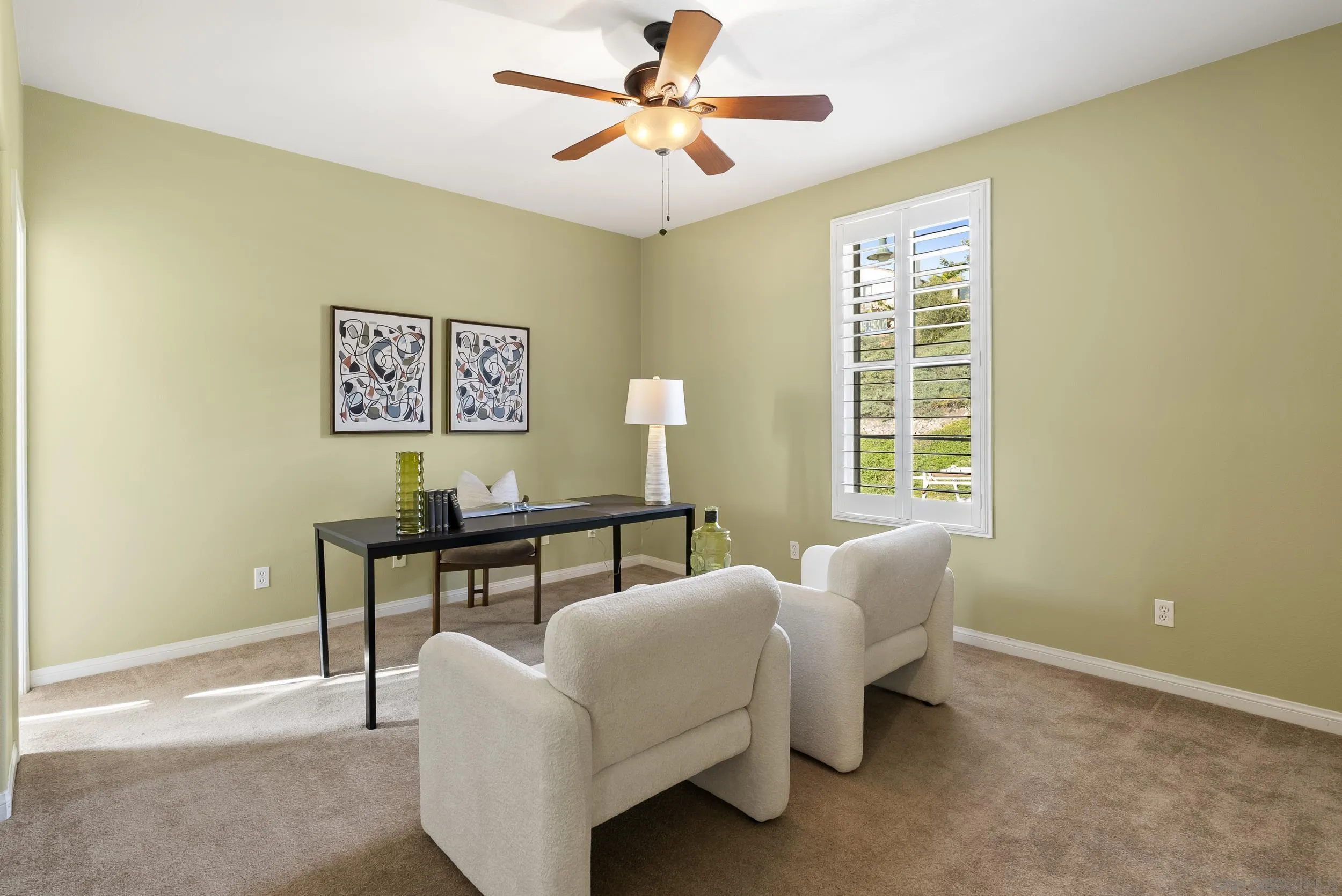 7663 Circulo Sequoia Carlsbad, CA 92009 - Photo 12 of 34