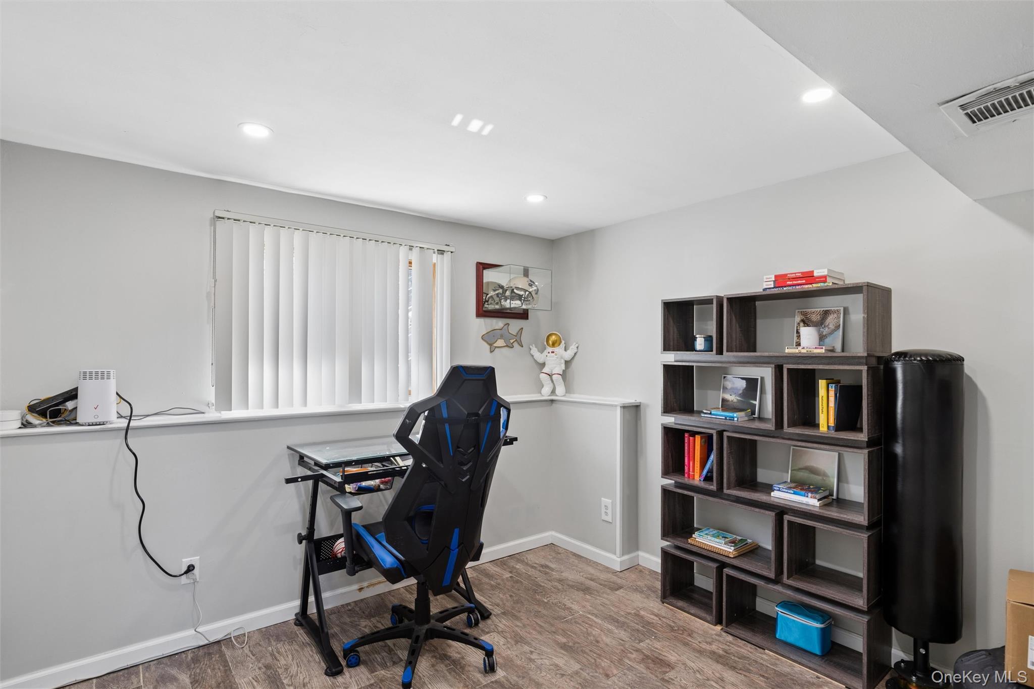 19 Fisher Road Commack, NY 11725 - Photo 29 of 36