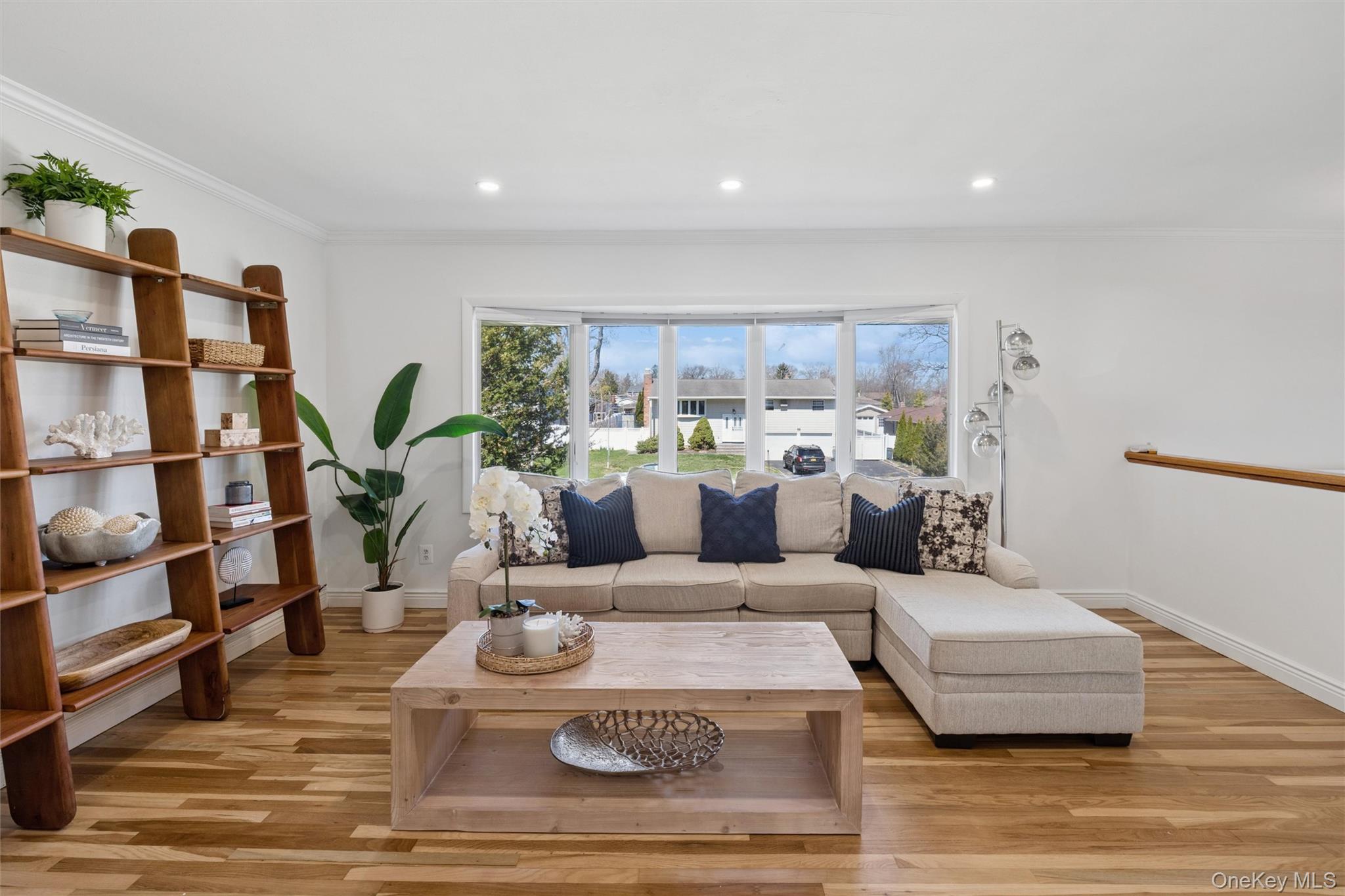 19 Fisher Road Commack, NY 11725 - Photo 3 of 36