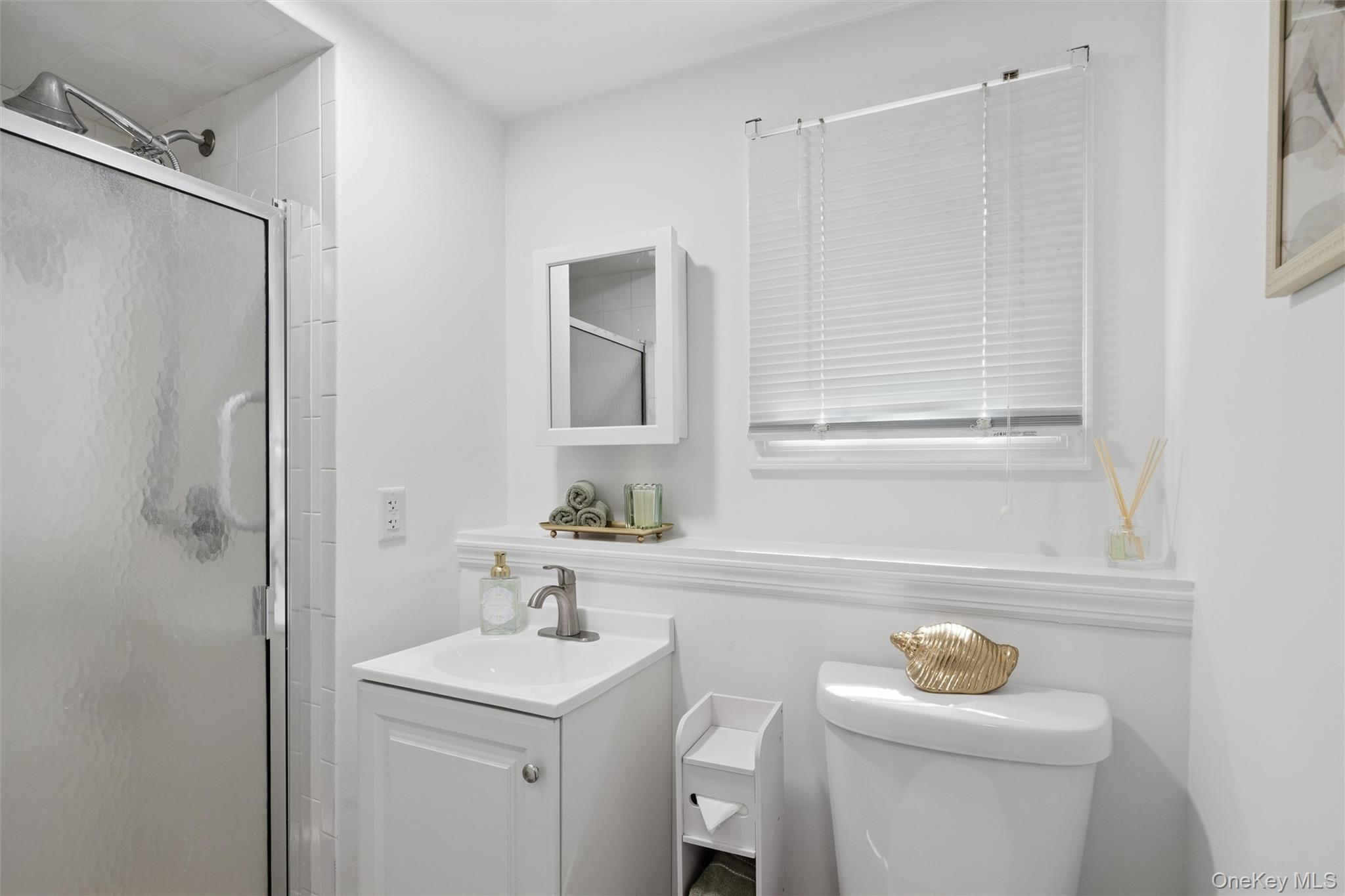 19 Fisher Road Commack, NY 11725 - Photo 31 of 36