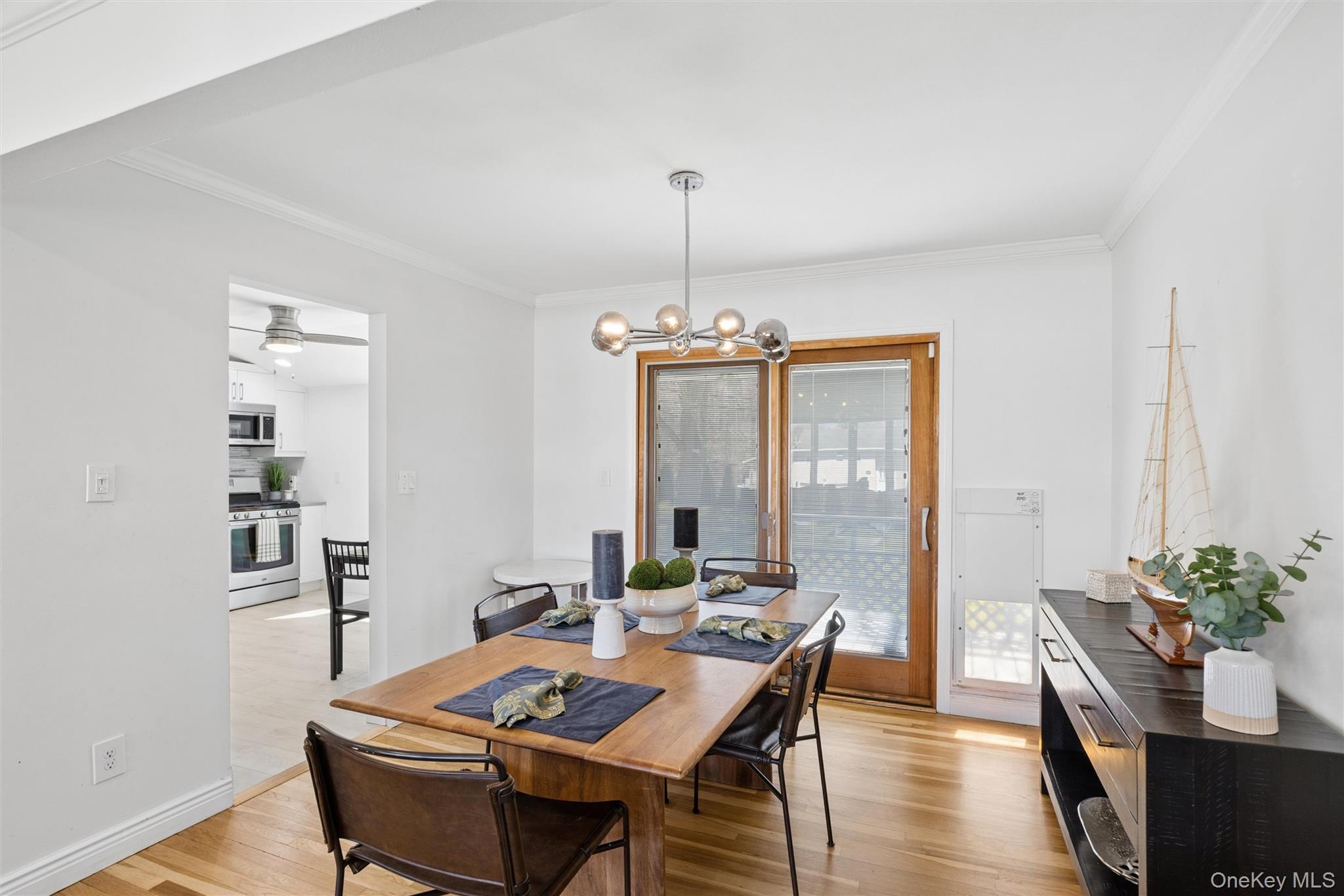 19 Fisher Road Commack, NY 11725 - Photo 7 of 36