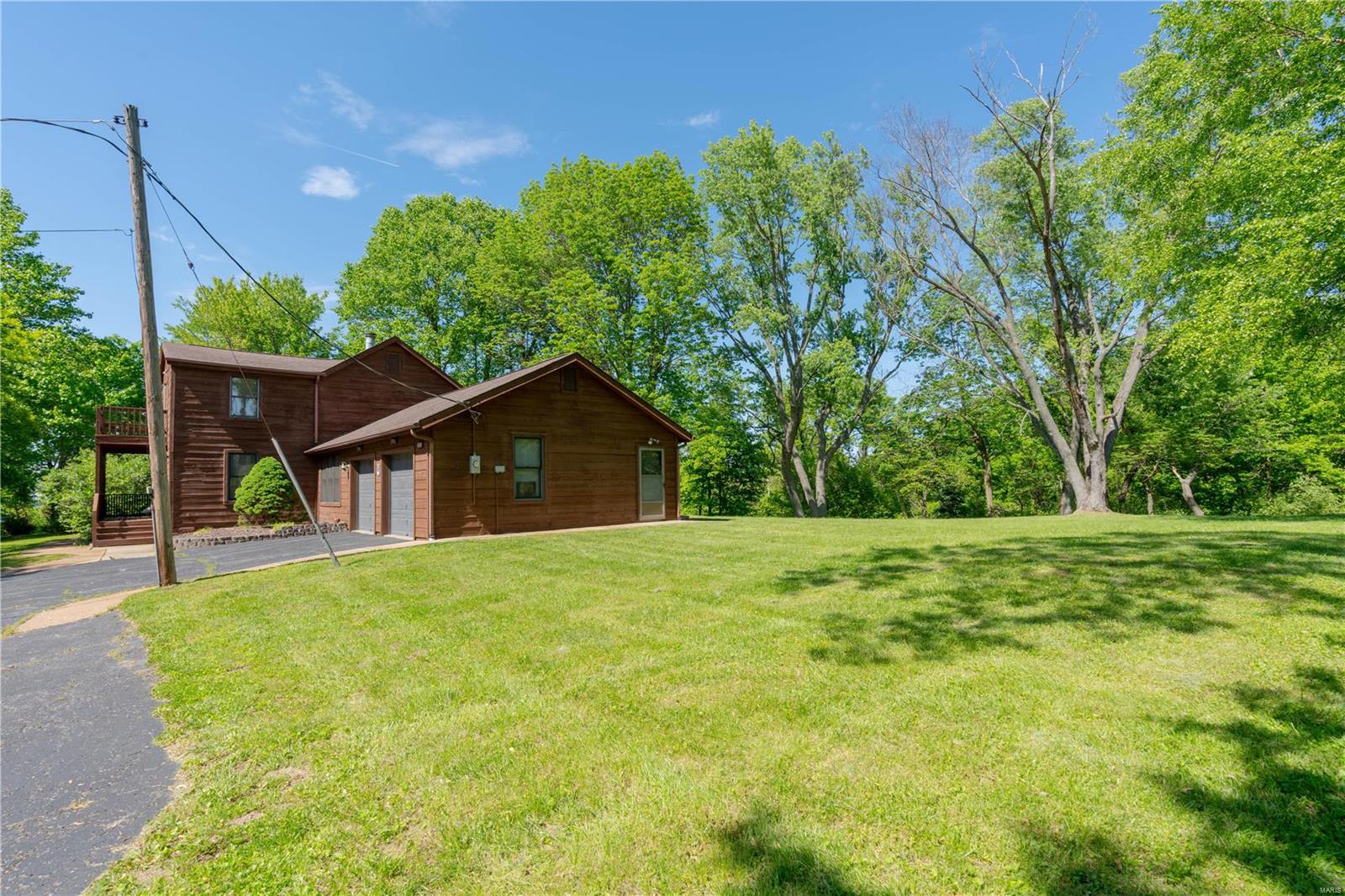 266 South Eatherton Road Chesterfield, MO 63005 - Photo 3 of 38 Gallery Image 3