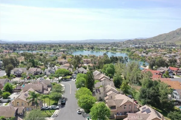 $899,900 | 10011 Thornbird Court, Moreno Valley, CA 92557