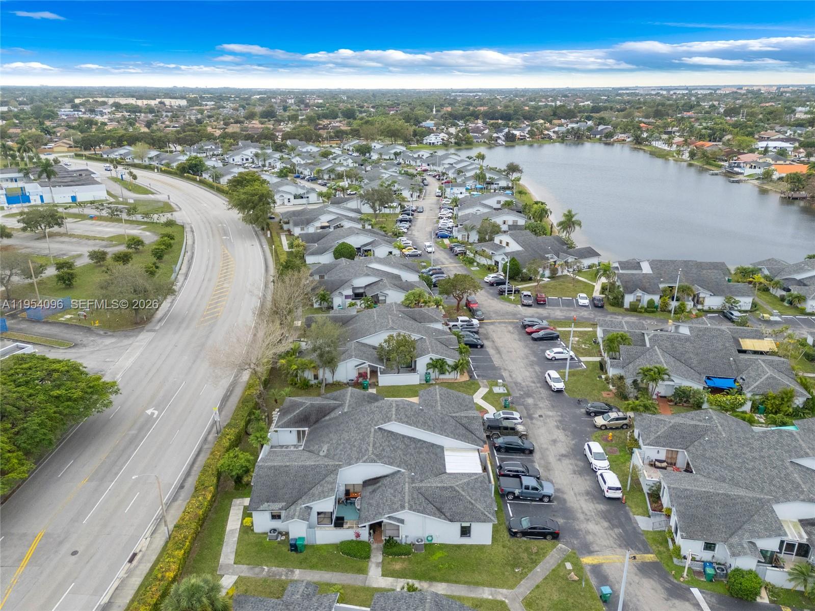 6445 Southwest 152nd Place, Unit 645 Miami, FL 33193 - Photo 24 of 27