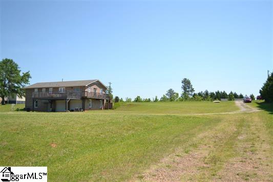 1055 Little Mountain Road Wellford, SC 29385 - Photo 2 of 32