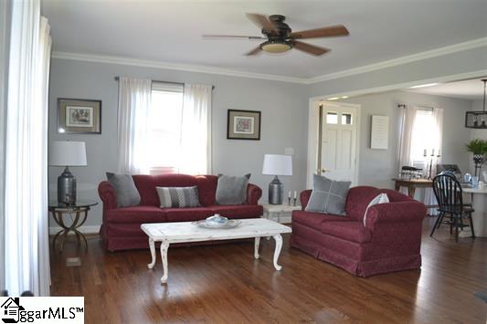 1055 Little Mountain Road Wellford, SC 29385 - Photo 4 of 32