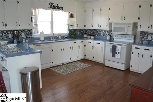 1055 Little Mountain Road Wellford, SC 29385 - Photo 8 of 32