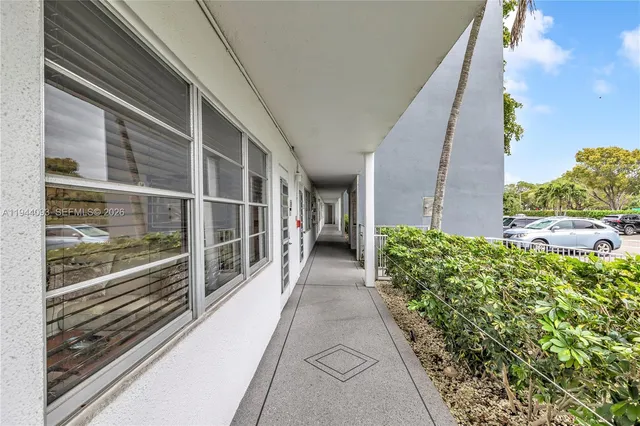 $174,000 | 1009 Berkshire A, Unit 1009, Deerfield Beach, FL 33442