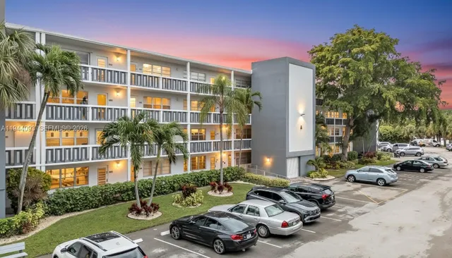 $174,000 | 1009 Berkshire A, Unit 1009, Deerfield Beach, FL 33442