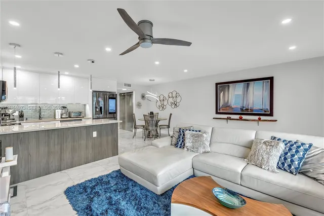 $174,000 | 1009 Berkshire A, Unit 1009, Deerfield Beach, FL 33442