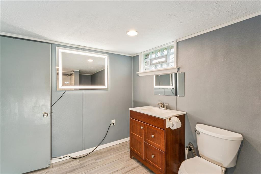 121 Valley Road Sewickley, PA 15143 - Photo 12 of 31 Lighted Mirror in Bath