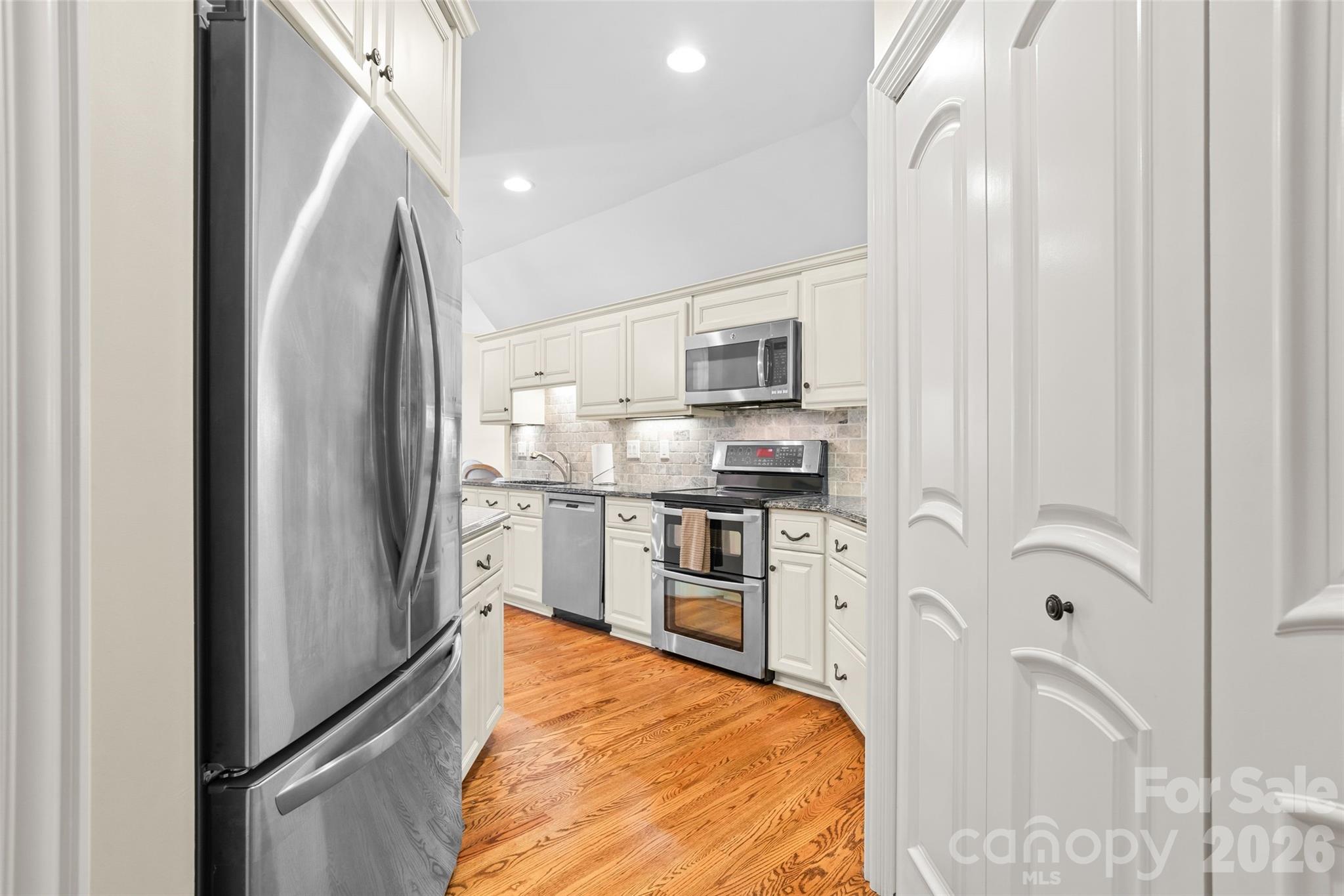 8600 Fairview Road Charlotte, NC 28226 - Photo 46 of 48