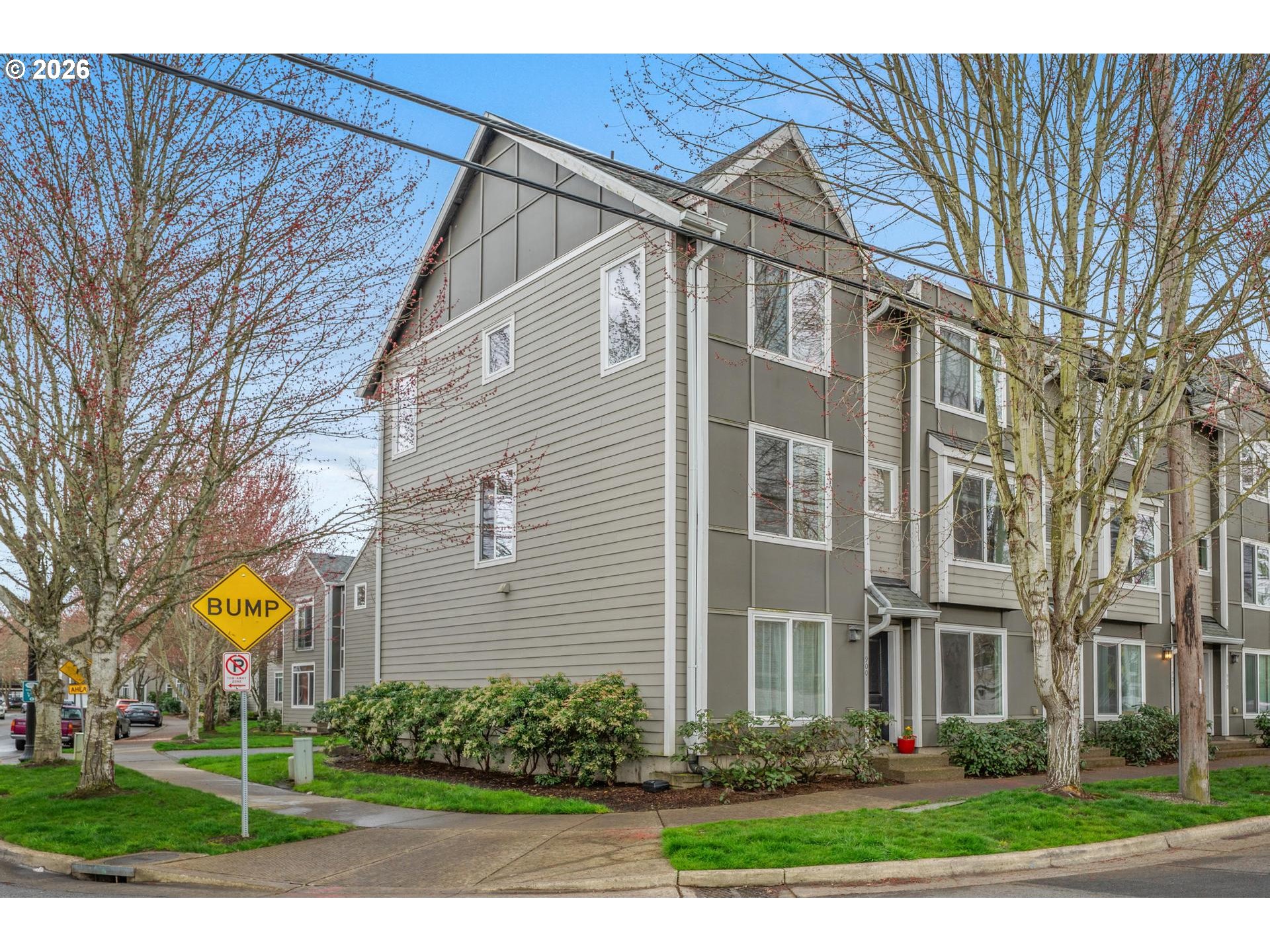 900 Southwest 173rd Avenue Beaverton, OR 97006 - Photo 1 of 35