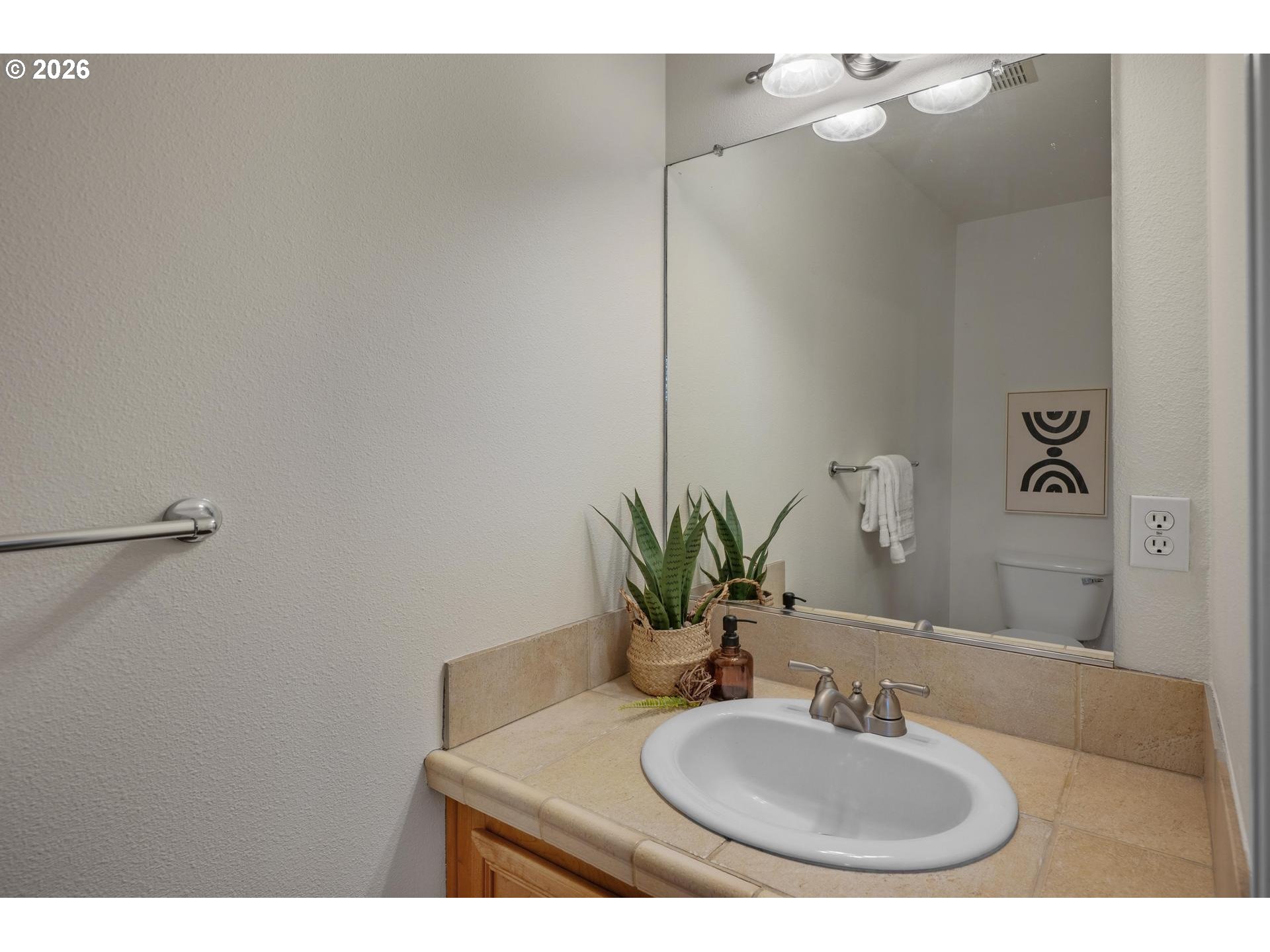 900 Southwest 173rd Avenue Beaverton, OR 97006 - Photo 18 of 35