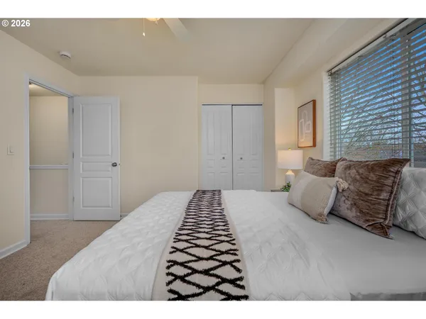 $320,000 | 900 Southwest 173rd Avenue, Beaverton, OR 97006