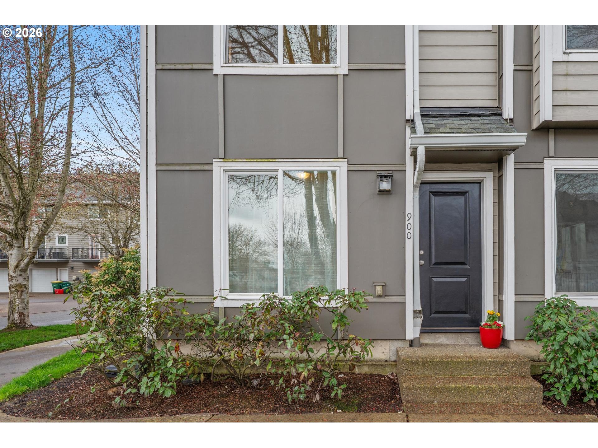 900 Southwest 173rd Avenue Beaverton, OR 97006 - Photo 3 of 35