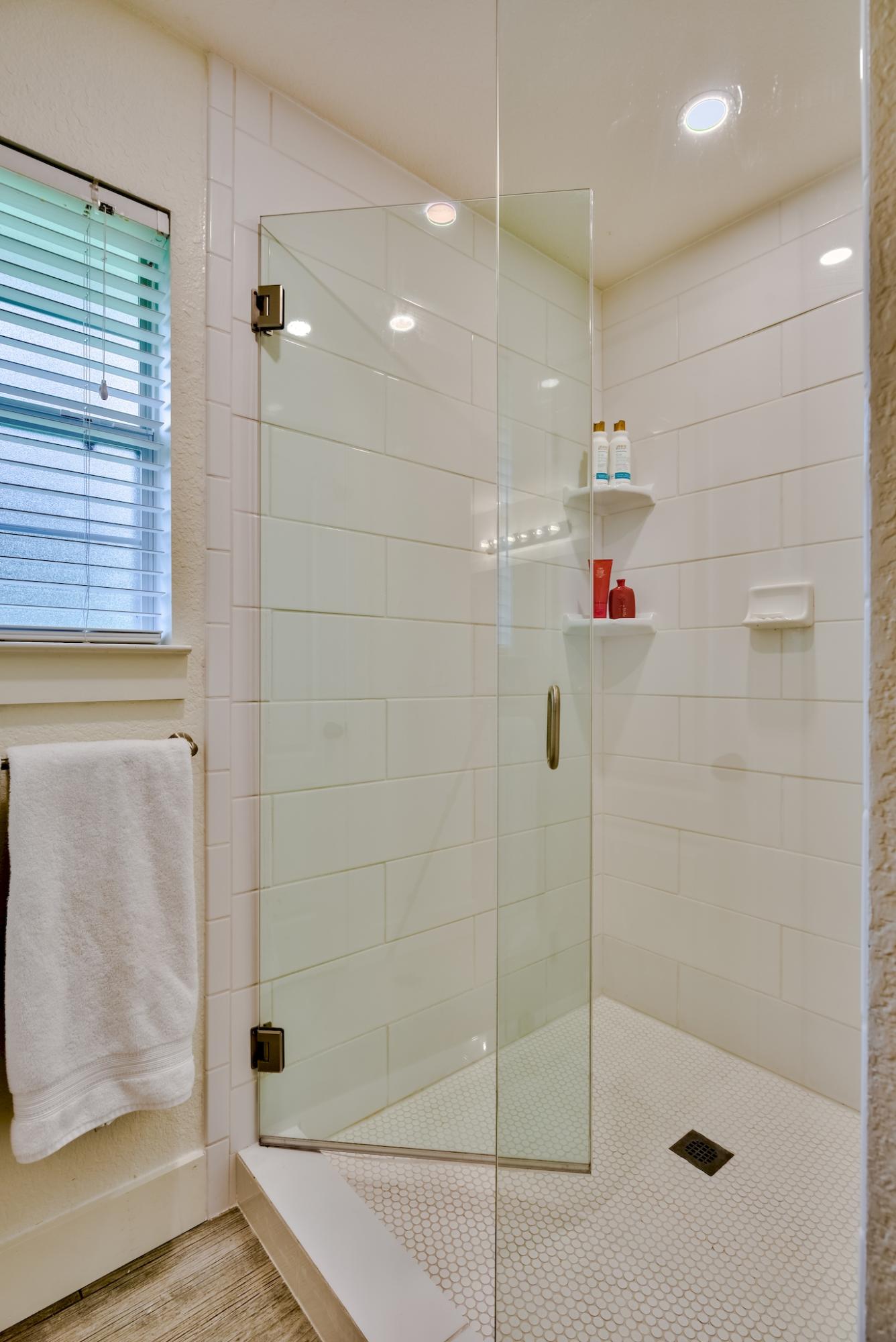 43 East Shipwreck Road Santa Rosa Beach, FL 32459 - Photo 23 of 40 a bathroom with a shower