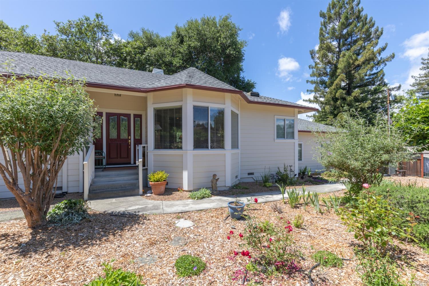 864 First Street Sebastopol, CA 95472 - Photo 1 of 1 Gallery Image 1