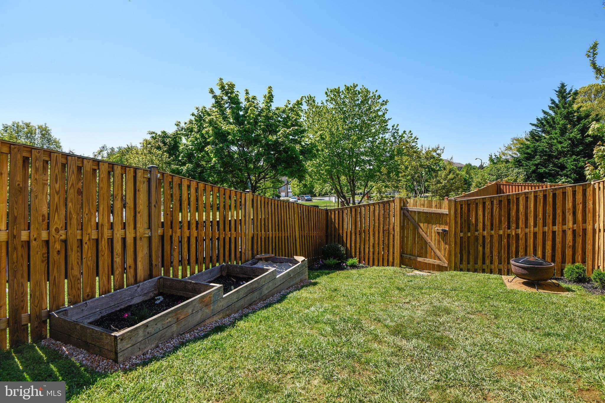 752 Howards Loop Annapolis, MD 21401 - Photo 34 of 37 Gallery Image 34