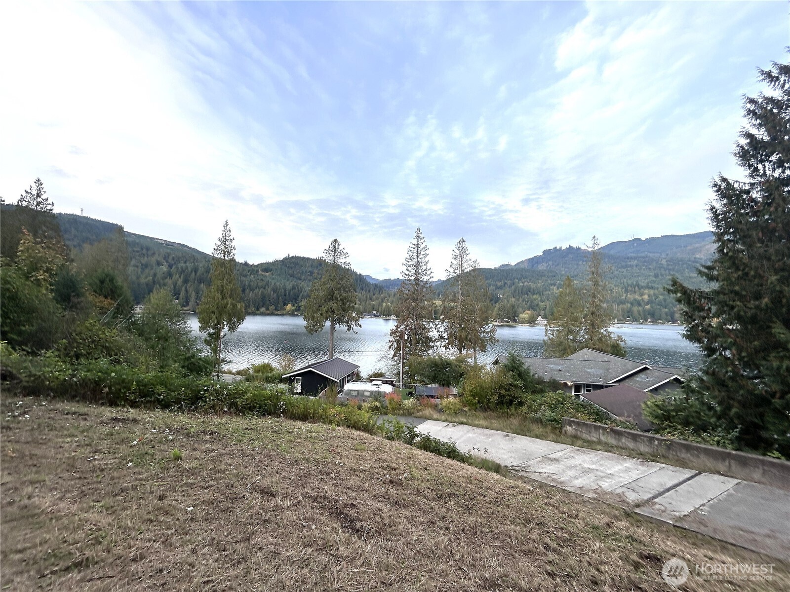 715 Samish Heights Lane Bellingham, WA 98229 - Photo 3 of 14