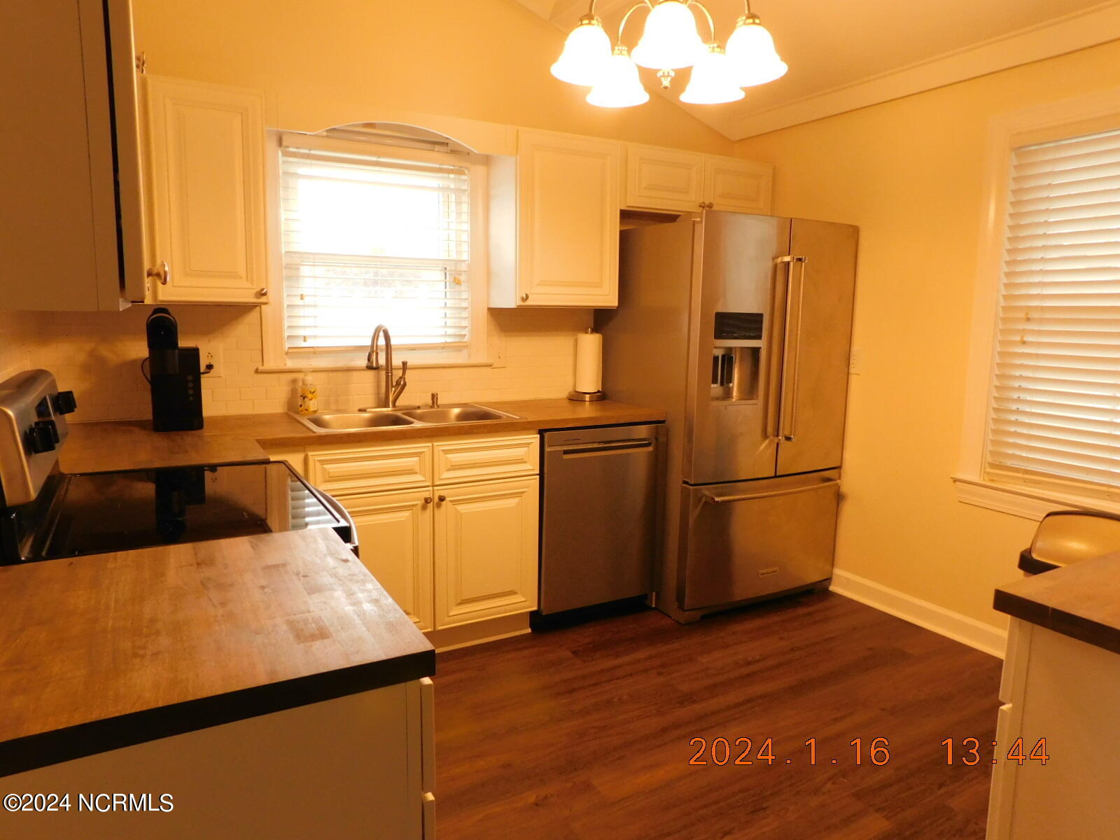 396 Luther Banks Road Richlands, NC 28574 - Photo 10 of 25 DSCN6350