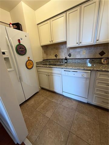 910 Chartres Street, Unit 3B New Orleans, LA 70116 - Photo 9 of 22