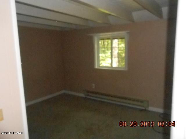 105 Cheyenne Road Shohola, PA 18458 - Photo 9 of 11