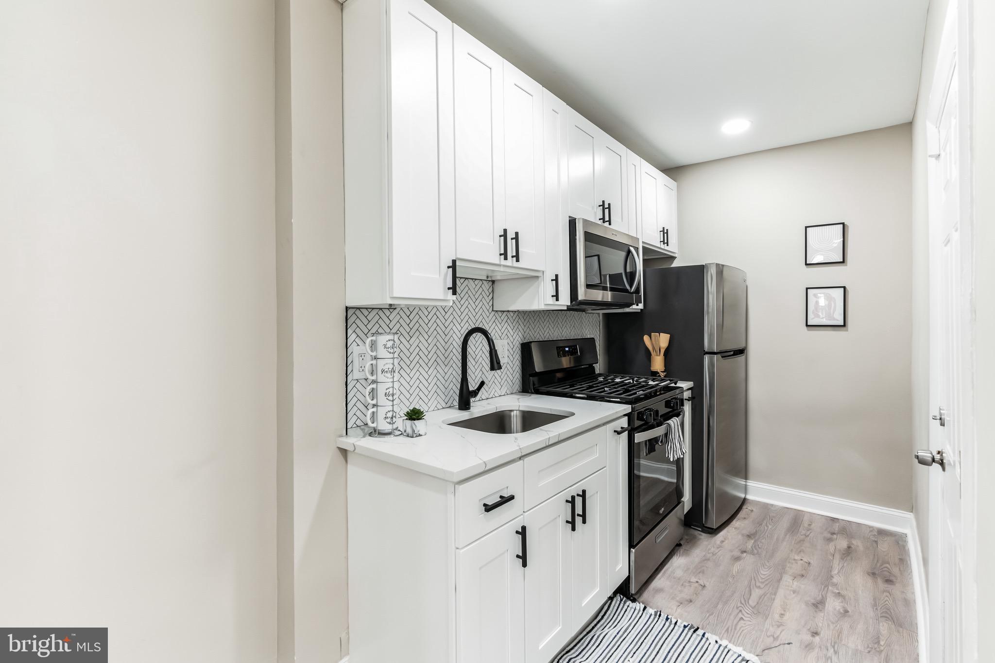 189 Tiber Street Philadelphia, PA 19140 - Photo 11 of 31