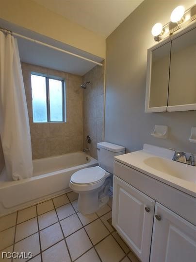 13208 Fourth Street Fort Myers, FL 33905 - Photo 19 of 27 a bathroom with a sink a toilet and bathtub