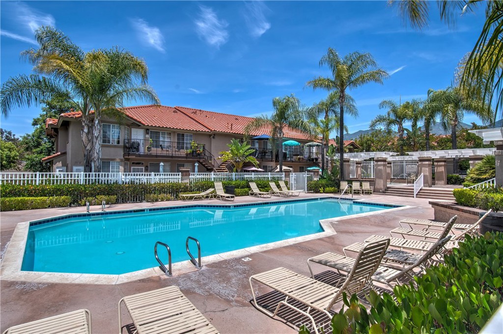 31 Hemlock Rancho Santa Margarita, CA 92688 - Photo 33 of 38