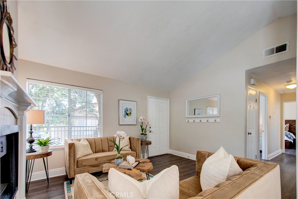 31 Hemlock Rancho Santa Margarita, CA 92688 - Photo 7 of 38