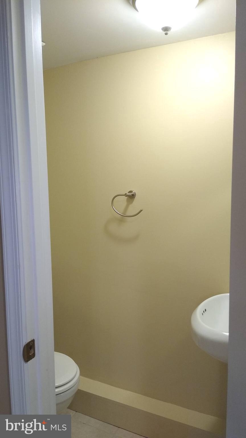 190 Farm Road Aberdeen, MD 21001 - Photo 20 of 21 Powder room in basement