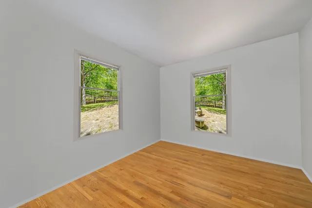 $1,150,000 | 28 Huntting Road, East Hampton, NY 11937